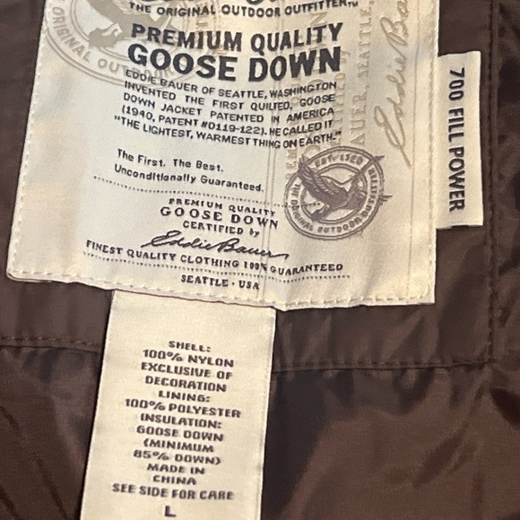 Eddie Bauer 700 fill power down filled vest size large - Picture 4 of 9